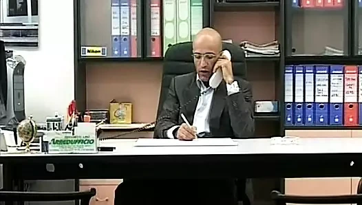 Anal seks ve sıcak zevk için bir dik sürtük sc 2