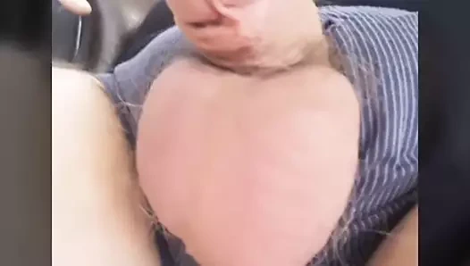 Adım DölDoluTaşşakşar.. bu da görüntüde ıspatı olsun..sarkık kocaman taşaklarım hanımlar