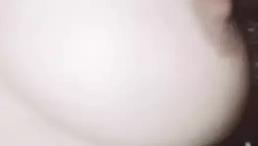 Lahor karısı göğüsler