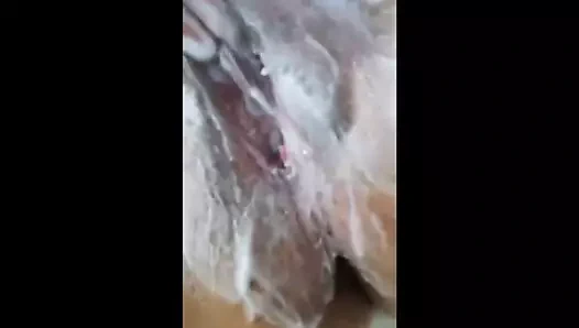 Napaljena milfara ceka dobru kurcinu