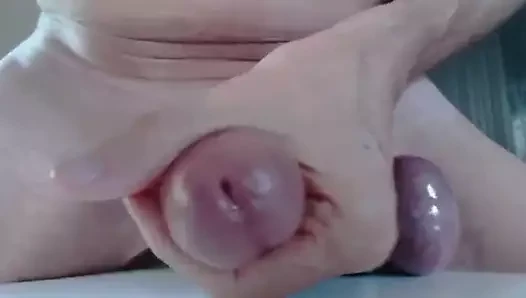 Hard wanking close up...