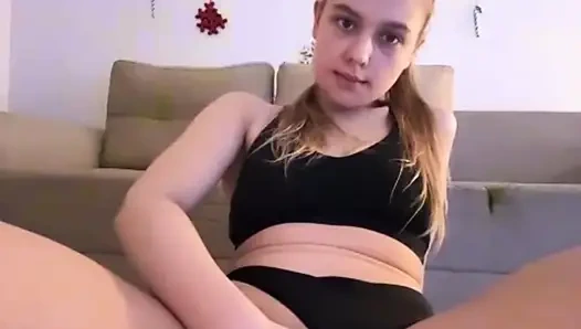 Dildoya binerken fışkırtıyor