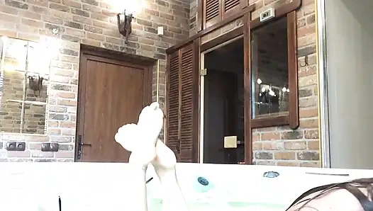 Halka açık saunada çıplak