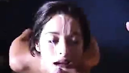 Yüze boşalma 11