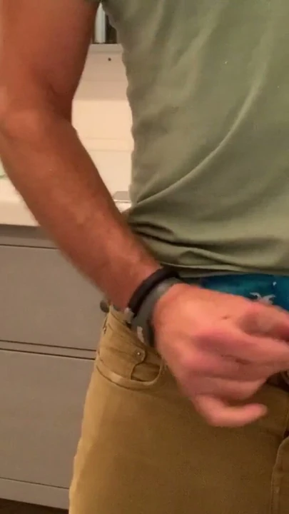 Sözlü boşalma seansı, dölleme, boksör, sarkma ve kalın boşalma. halkası da. Hollister boksörlerimde saggin | Klip 1