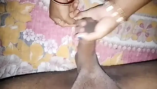 En sevimli kadın kılıklı trans boşalma