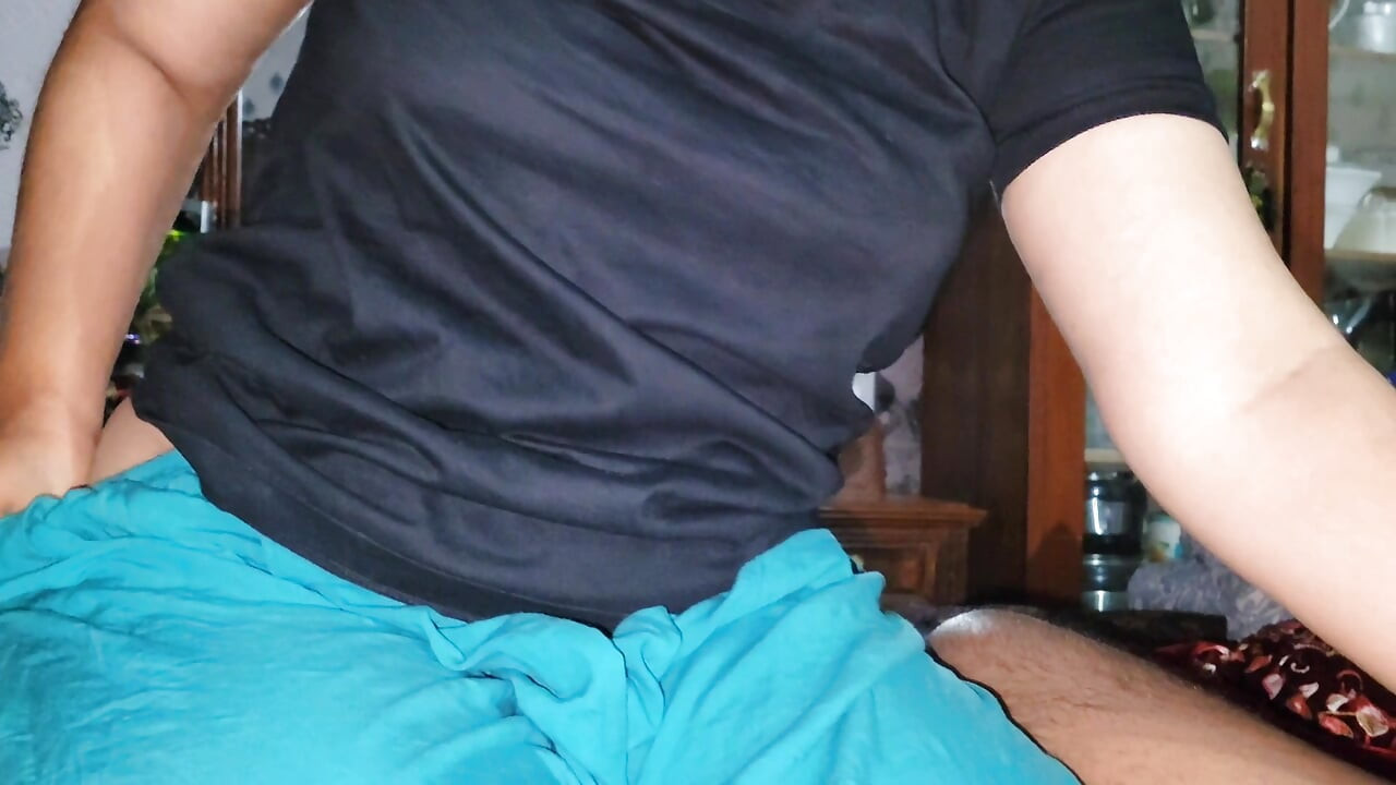 Çok ateşli evli kadını romantik ve seksi bir ruh halinde sikiyor