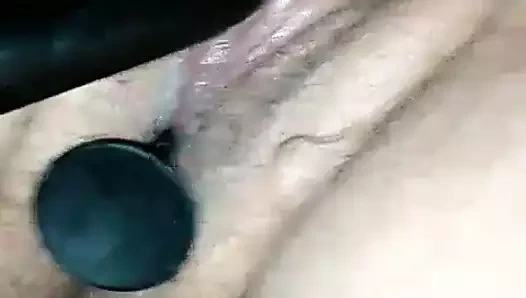 Amcığıyla oynuyor 3