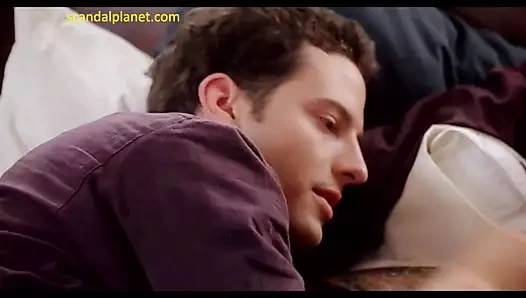 Alyssa milano'nun vampir filmini kucaklayan çıplak sahnesi