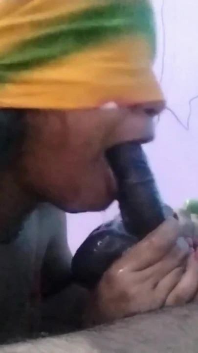 Eski erkek arkadaşla şimdiye kadarki en iyi oral seks ve ağzına döl yutma | Klip 2