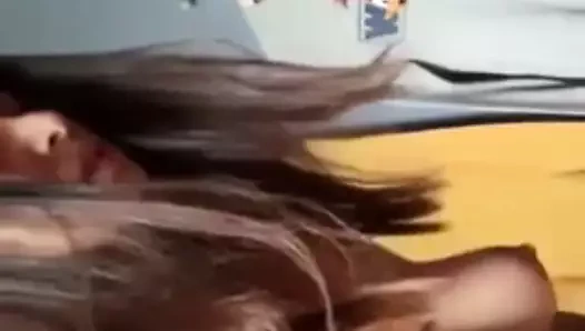 Cewek dihenjut bf mau diatas