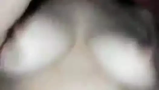 Türk kocanın karısı sağılır (çok sıcak)