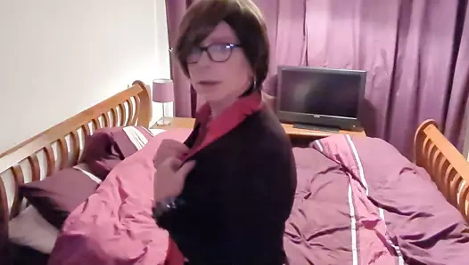 Yeni saç ve kıyafet