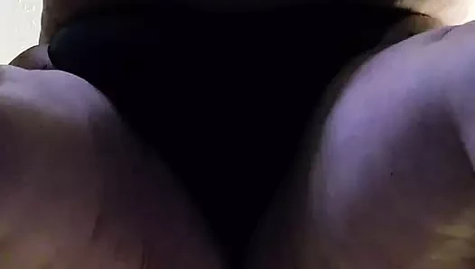 Ssbbw karanlık itibaren arkadan