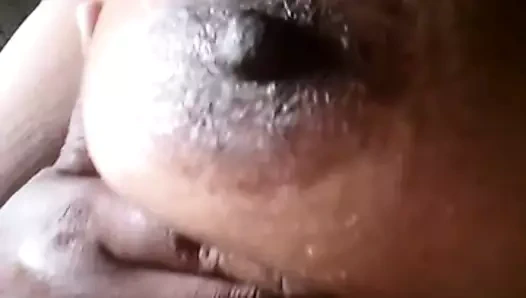 Büyük memeler, parmak deliği, günaydın