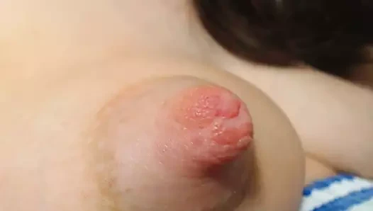 Büyük meme uçları