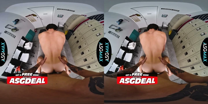 ASGMAX VR - Antrenör JAYDEN MARCOS Soyunma Odasında Kolej Sporcusunu Baştan Çıkarıp Sikiyor