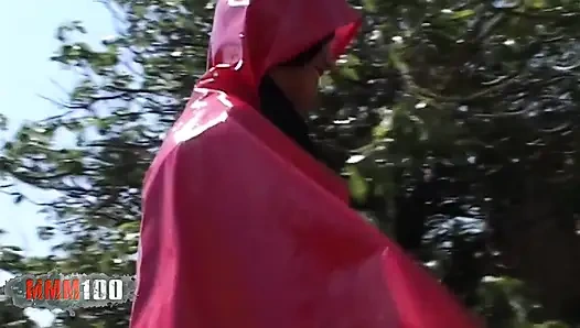 Luna: Küçük kırmızı başlıklı kız Alice ile tanıştığında - yeniden düzenlendi