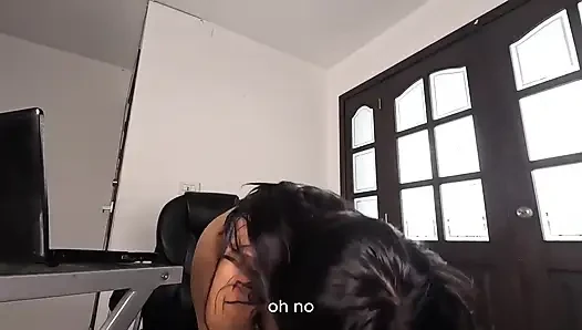 Daniela'nın çişini yapan öğrenci