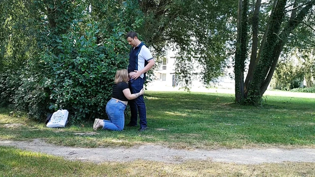 Normandiya'da riskli kamu oral seks derlemesi