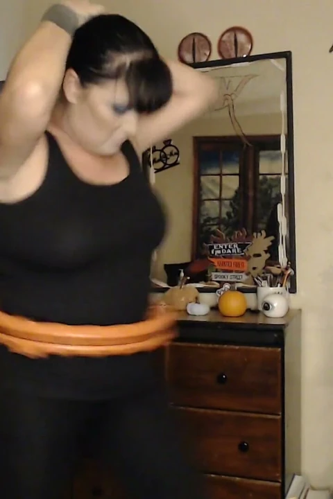 Hula Hoop Ağırlıklı Fitness Rutini