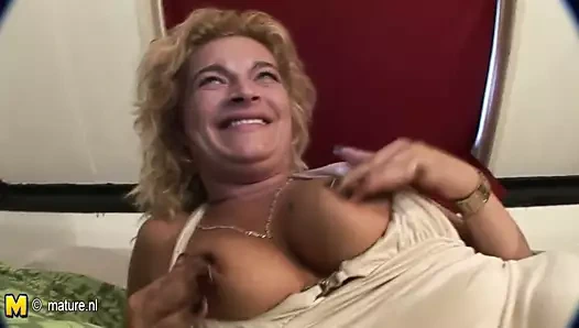 Shaved mother playing with her snatch