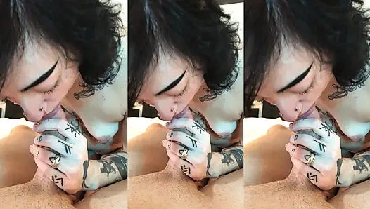 Minyon dövmeli genç güzeli sikiyor - derleme 11