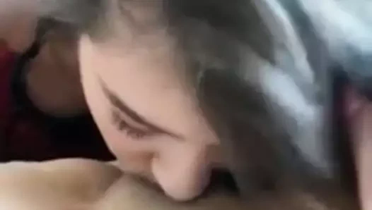 Lezbiyen kız yapma ona gf boşalmak