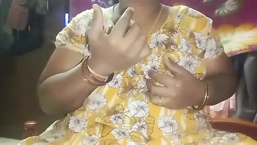 Hintli Ulusal Kadın Tamil Kocası Evde Yokken Yalnızlık Içinde Mastürbasyon Yapıyor