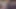Amazon sahne arkasında sigara içen orta yaşlı seksi kadın. Çekimden Sonra