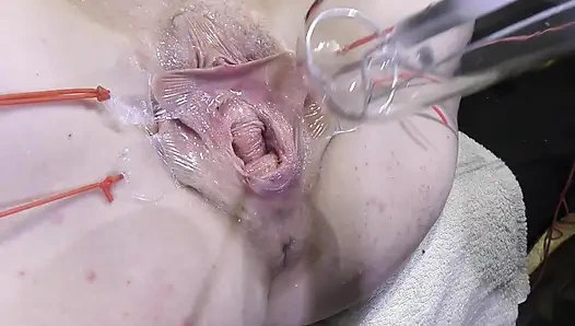 Uzak Yayılmış Vajina Yakın Çekimde Lambayla 1000watt