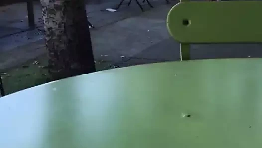 genç busty üniversite öğrencisi