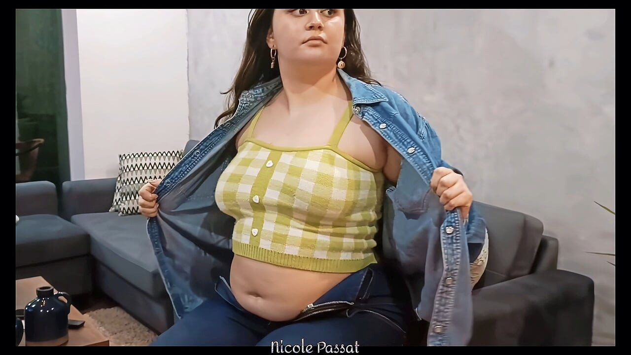 Chubby Nicole Plays with Her Cute Belly and Shakes Her FAT Bubble Butt for YOU
