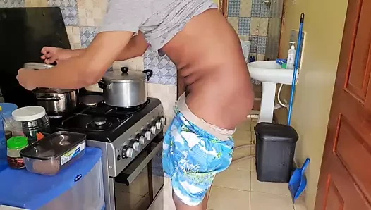 Üvey kardeş kam filmler üvey kardeş yakalandı Mastürbasyon (2)