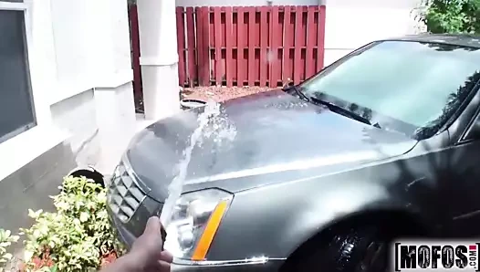 Kız arkadaşı halle von - mofos oynadığı anal seks video çalışır