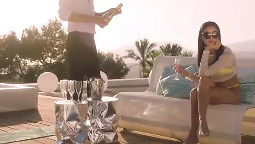 Porno yıldızı üvey gerçek bir swinger çift her şeyi hor paylaşır