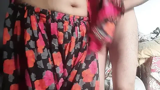 Azgın üvey kız kardeş derin yarak alıyor