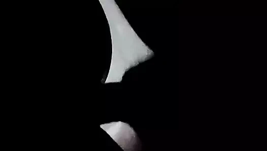 Komşumla ateşli bir öğleden sonra