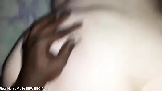 Polonyalı iri güzel kadın göt deliğine boşalıyor