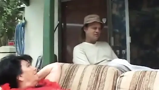 Nine açık havada derin seksi seviyor