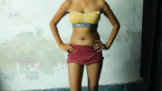 Kayınbiraderi kıyafetlerini değiştirirken sikiliyor