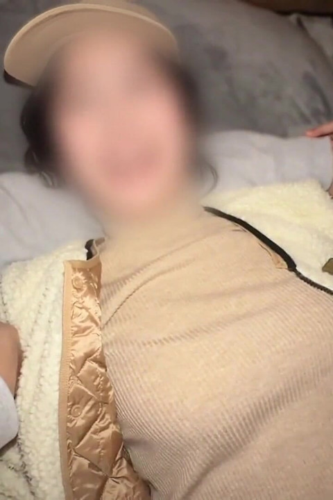 [En iyi arkadaşımın kız arkadaşıyla NTR seks] kamp alanında aldatma seks!