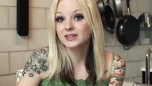 Sadece kapa çeneni ve siktir et - anal ırklararası