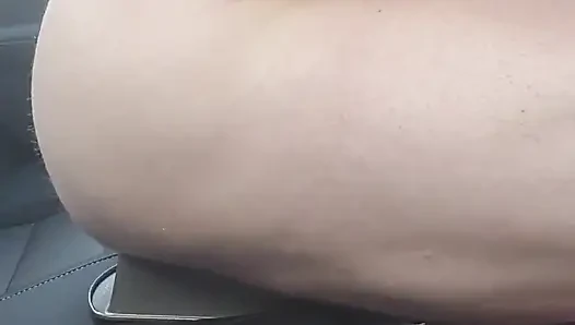 7 inçlik yarağıma biniyorum.