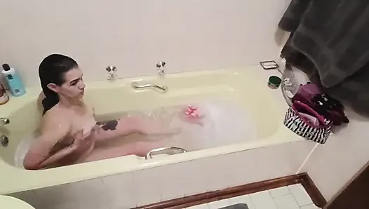 Karma eski kız ateşli evli kadın oluyor