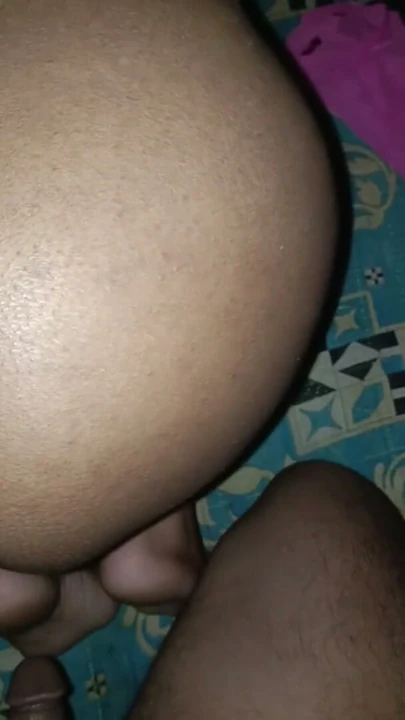 Bangladeşli seksi evli kadın domalarak sikişiyor. | Klip 3