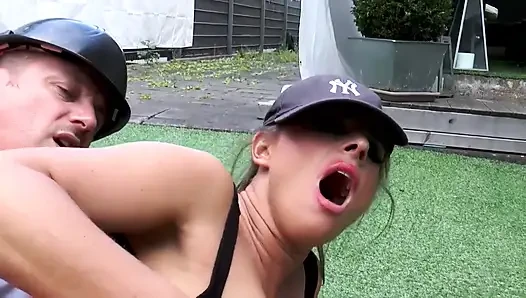 Seksi Suzy için büyük anal ceza