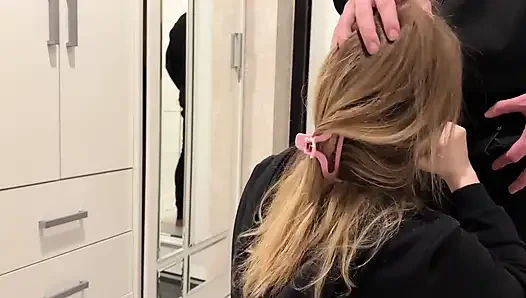 Para yok mu? Sorun yok kiracılar derin gırtlağına kadar kira ödemesi