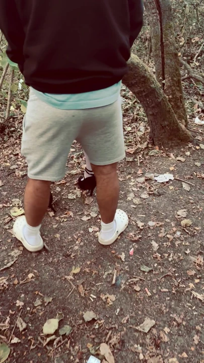 Orman gezisi, yeni beyaz elbise ve saten külot