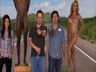 Amanda mürettebat ve siyah horoz